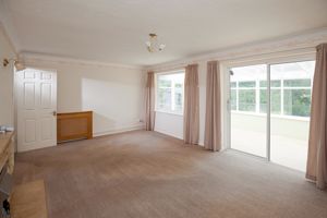 Sitting Room- click for photo gallery